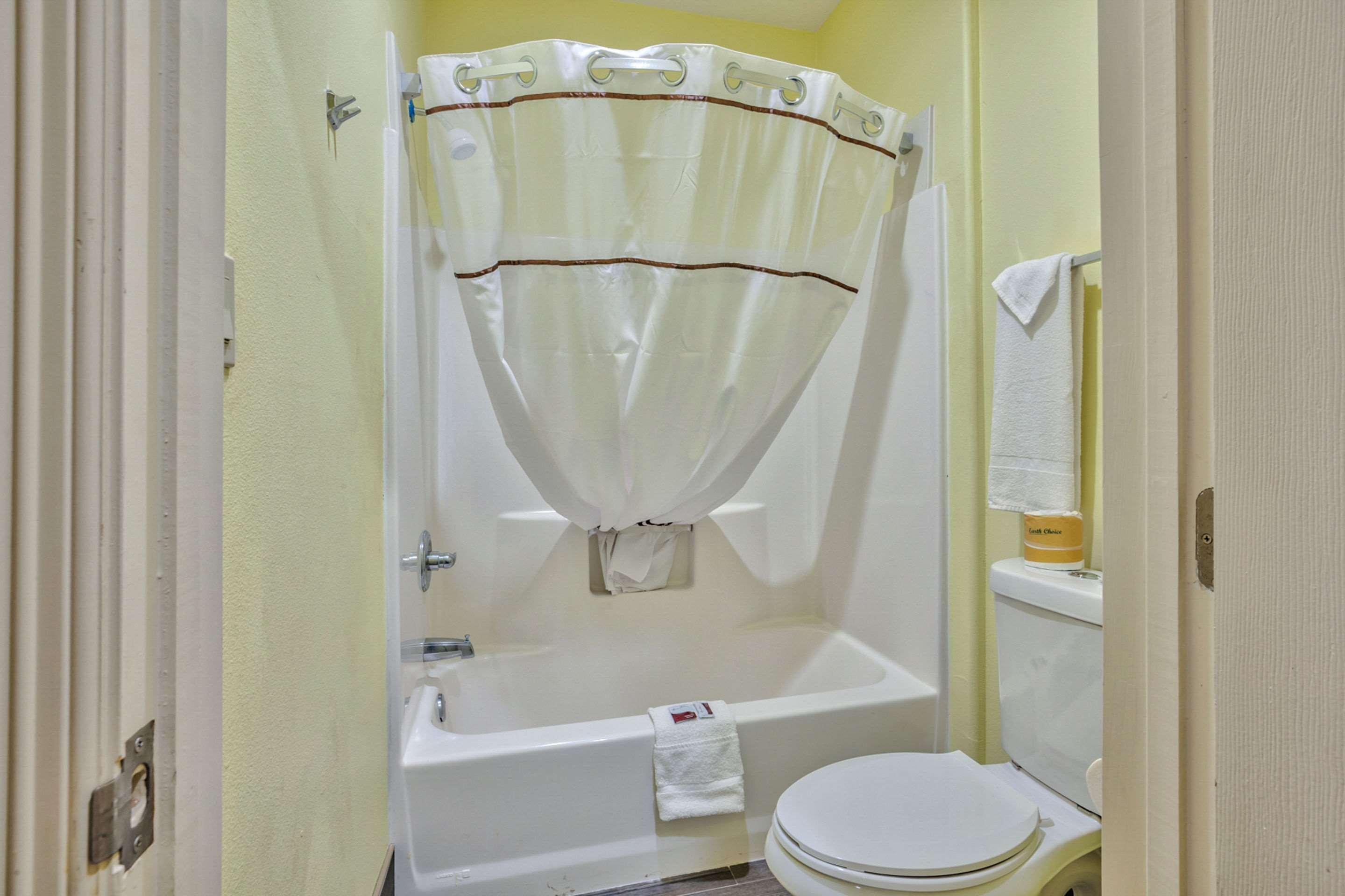 Quality Inn Brownsville Buitenkant foto